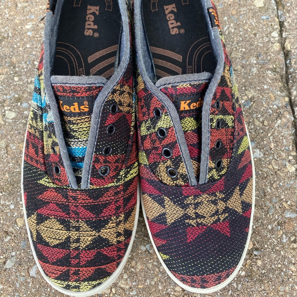 Keds Slip On Shoes - Tribal Pattern - Women’s 7